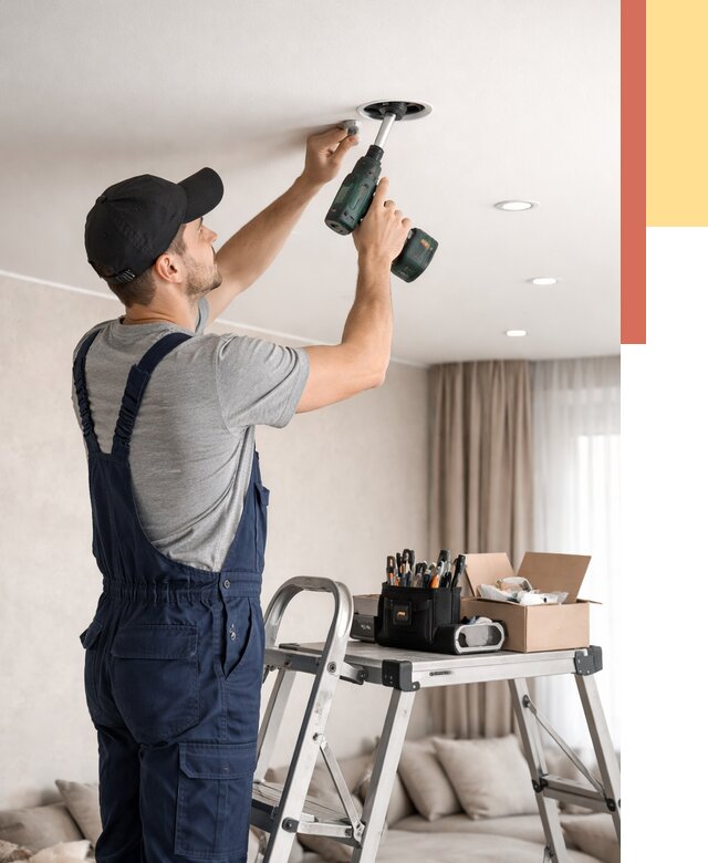 Установка и монтаж точечных светильников в натяжной потолок в Обнинске от 1827 руб. | ОТДЕЛОЧНИК-Бнн